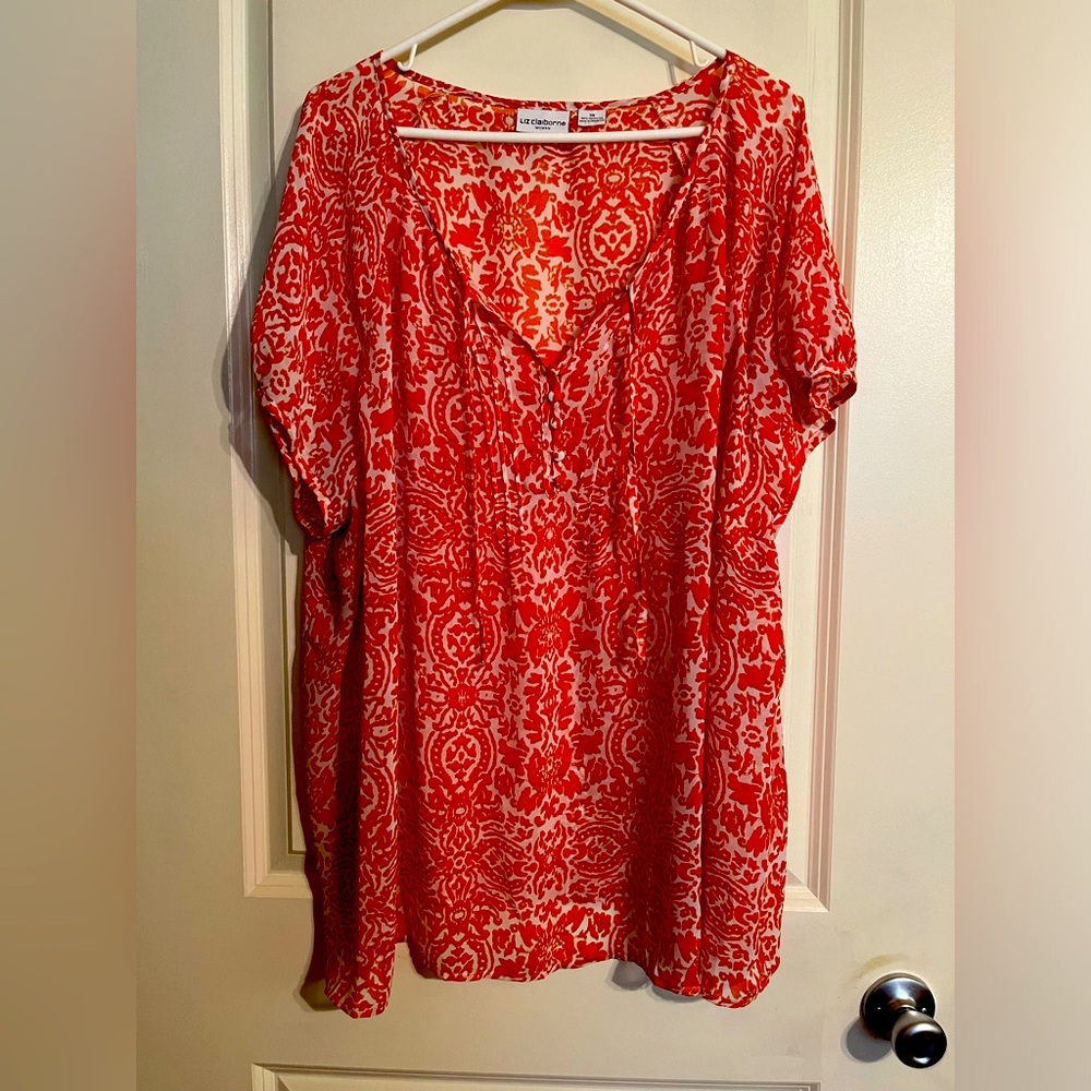 Super cute top ready for summer!